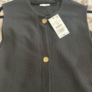 Zara Black Sleeveless sweater vest top with Gold Buttons